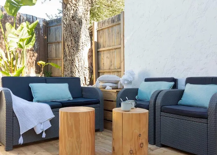 Appartement à 200m De La De Tahiti Et à Proximité Du Centre De St Tropez